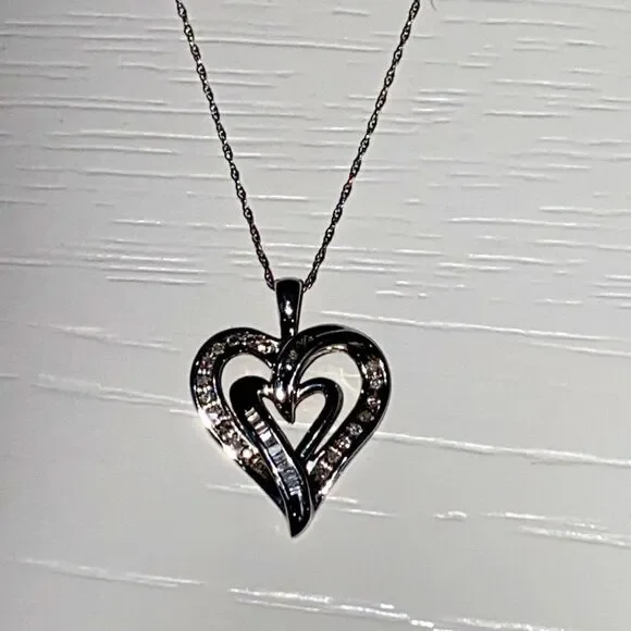 10K White Gold SUN Diamond Double Heart Necklace 18" Chain - Picture 15 of 16